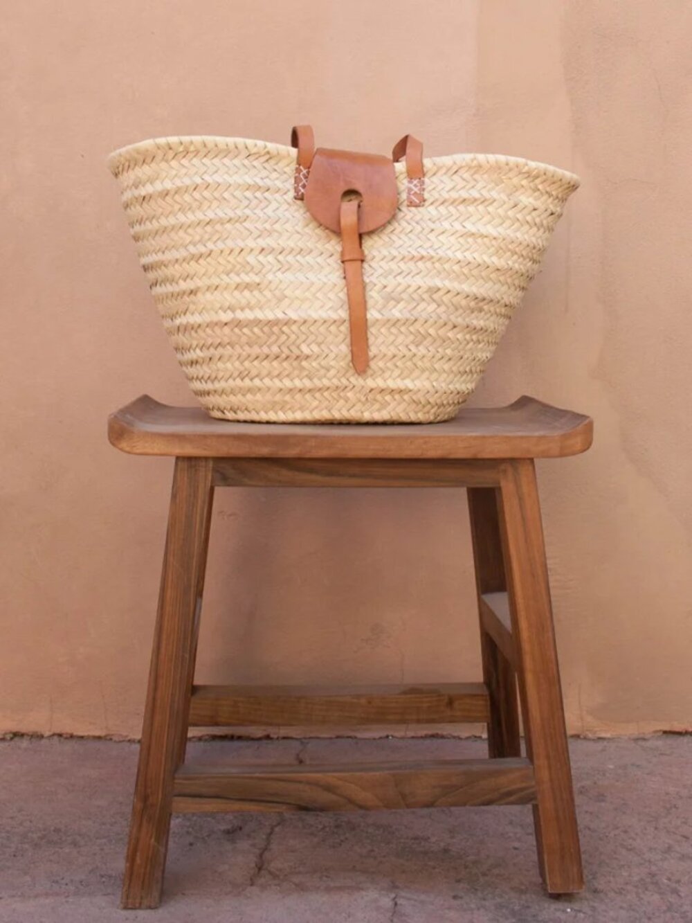 LATITUDE 31n TOTE